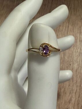 10k Gold Amethyst and Diamond Ring